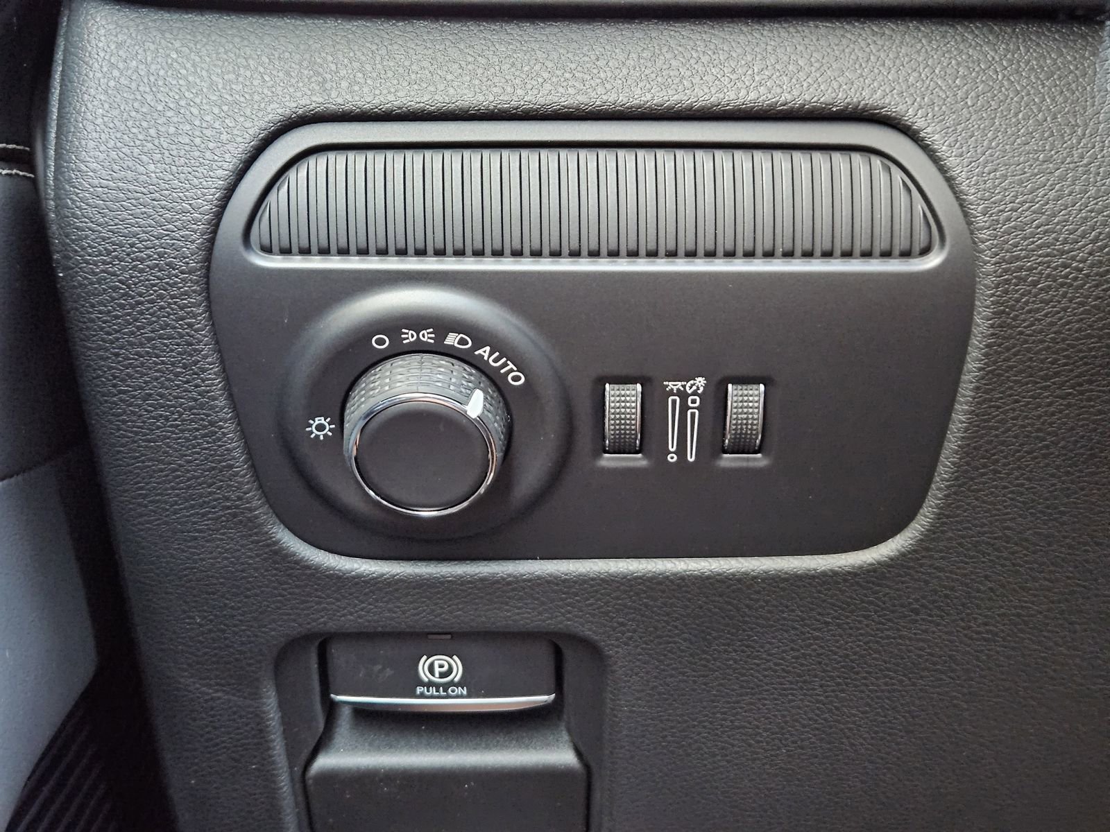 New 2026 Jeep Grand Wagoneer Summit w/ Rear Seat Video Group I image 21