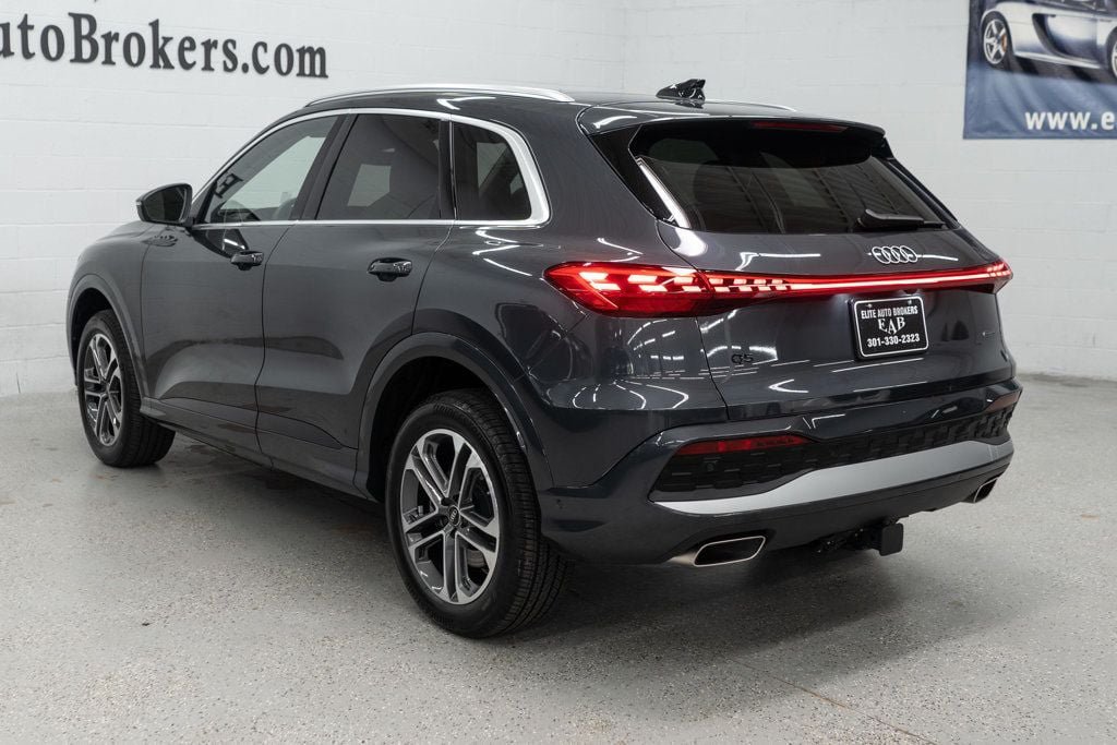 Used 2025 Audi Q5 Premium Plus AWD/4WD image 6
