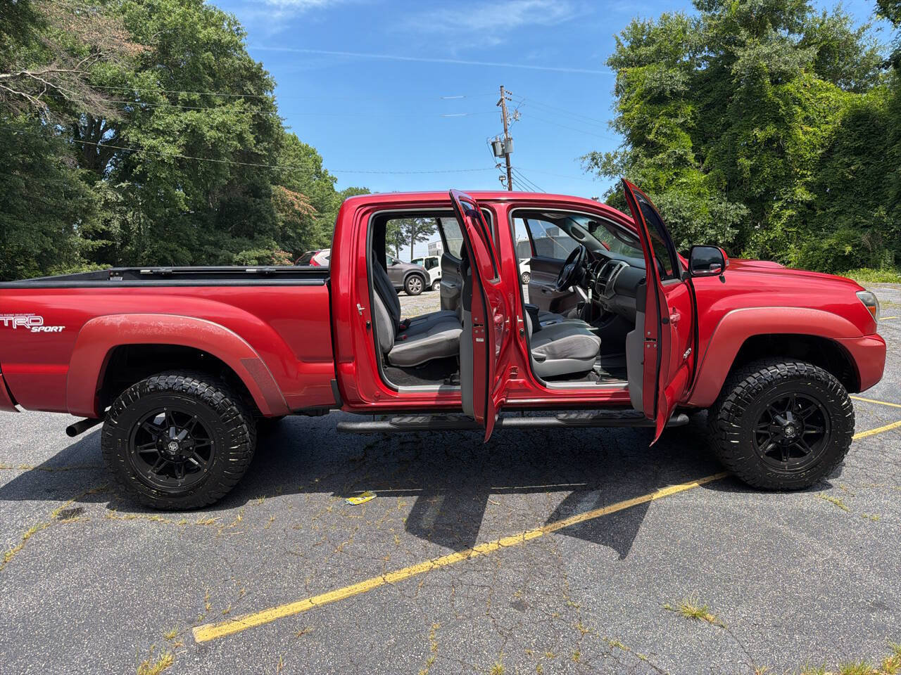 Used 2013 Toyota Tacoma PreRunner w/ TRD Sport Pkg RWD image 21