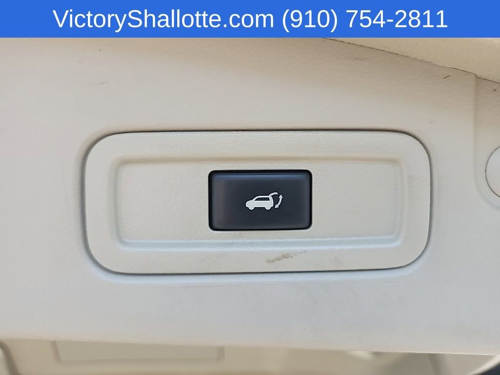 Used 2014 Nissan Murano SV w/ Value Package image 24