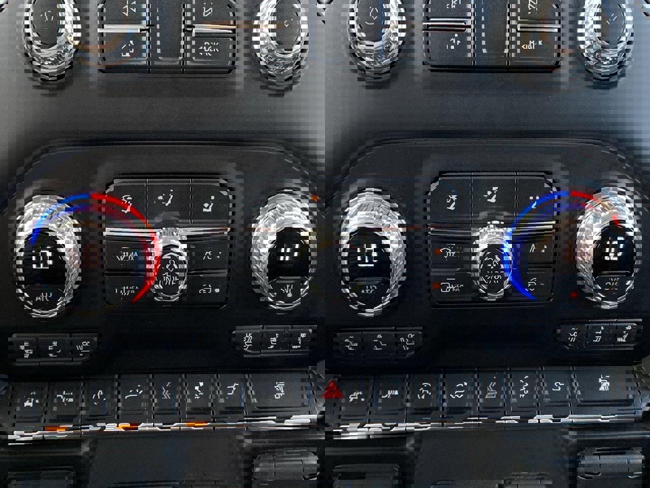 Used 2021 GMC Sierra 1500 SLT w/ SLT Premium Plus Package image 37