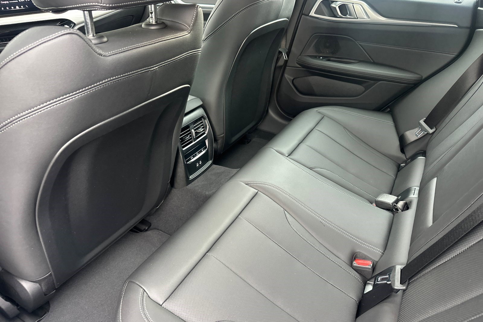Used 2025 BMW i4 eDrive40 w/ Parking Assistance Package RWD image 15