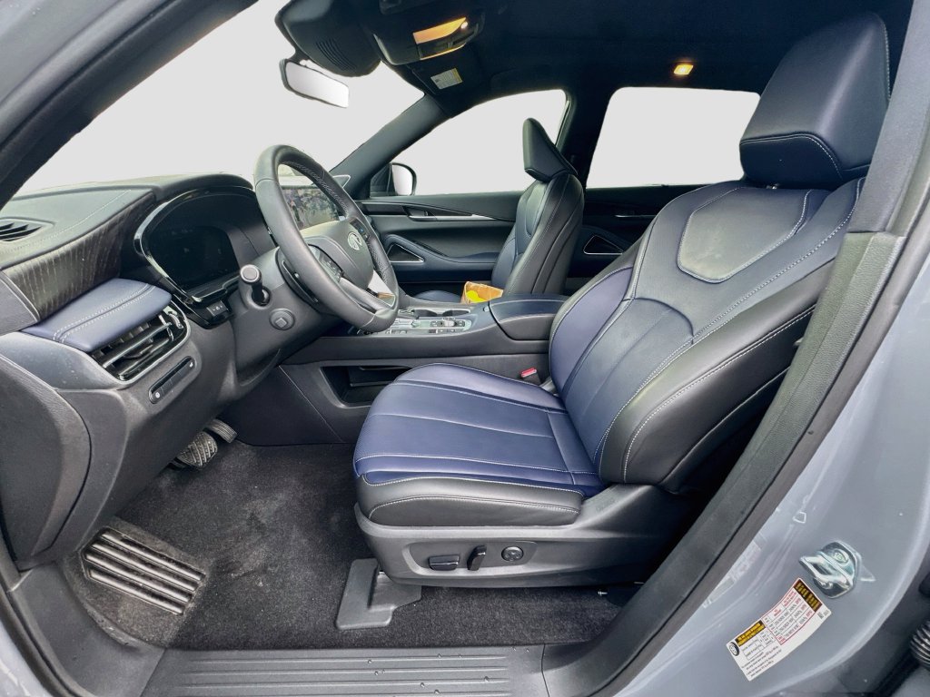 Used 2026 INFINITI QX60 Sport w/ Dark Cargo Package AWD/4WD image 23