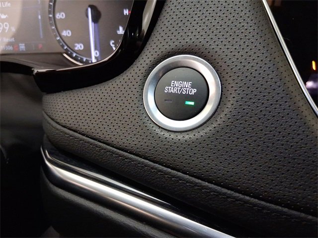 Used 2025 Cadillac XT5 Premium Luxury image 24