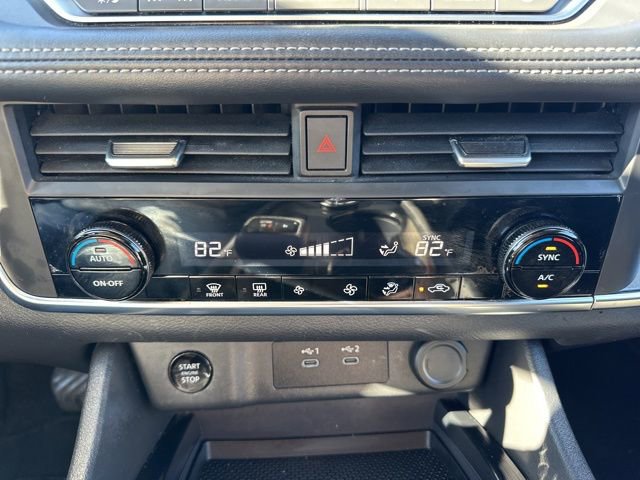 Used 2024 Nissan Rogue SV image 20