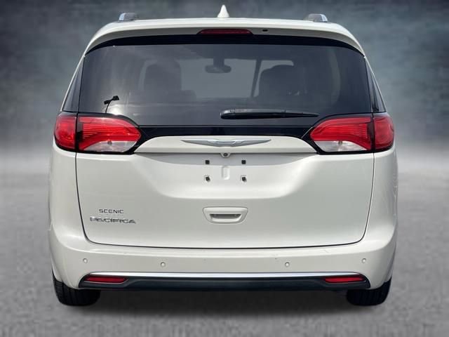 Used 2017 Chrysler Pacifica Touring-L Plus image 24