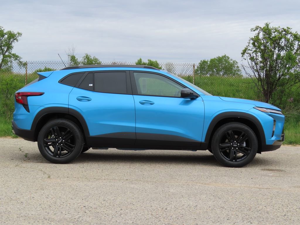 New 2026 Chevrolet Trax ACTIV w/ Driver Confidence Package FWD image 2