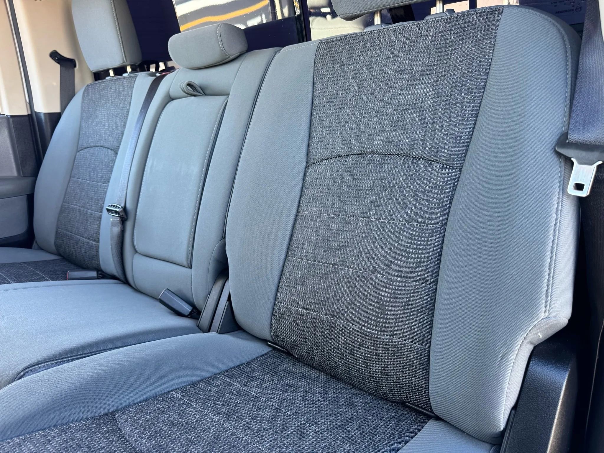 Used 2015 RAM 1500 Lone Star image 31