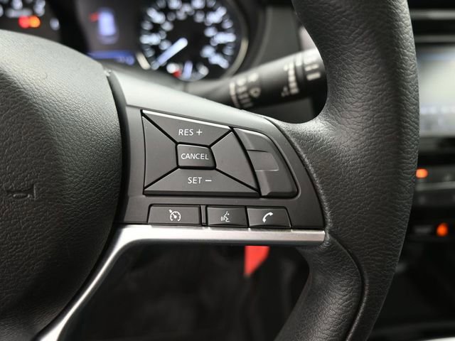 Used 2018 Nissan Rogue S image 28