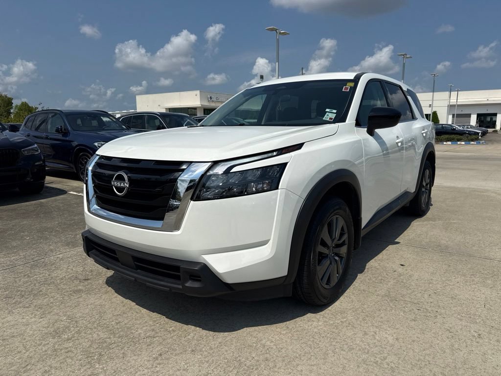 Used 2024 Nissan Pathfinder S