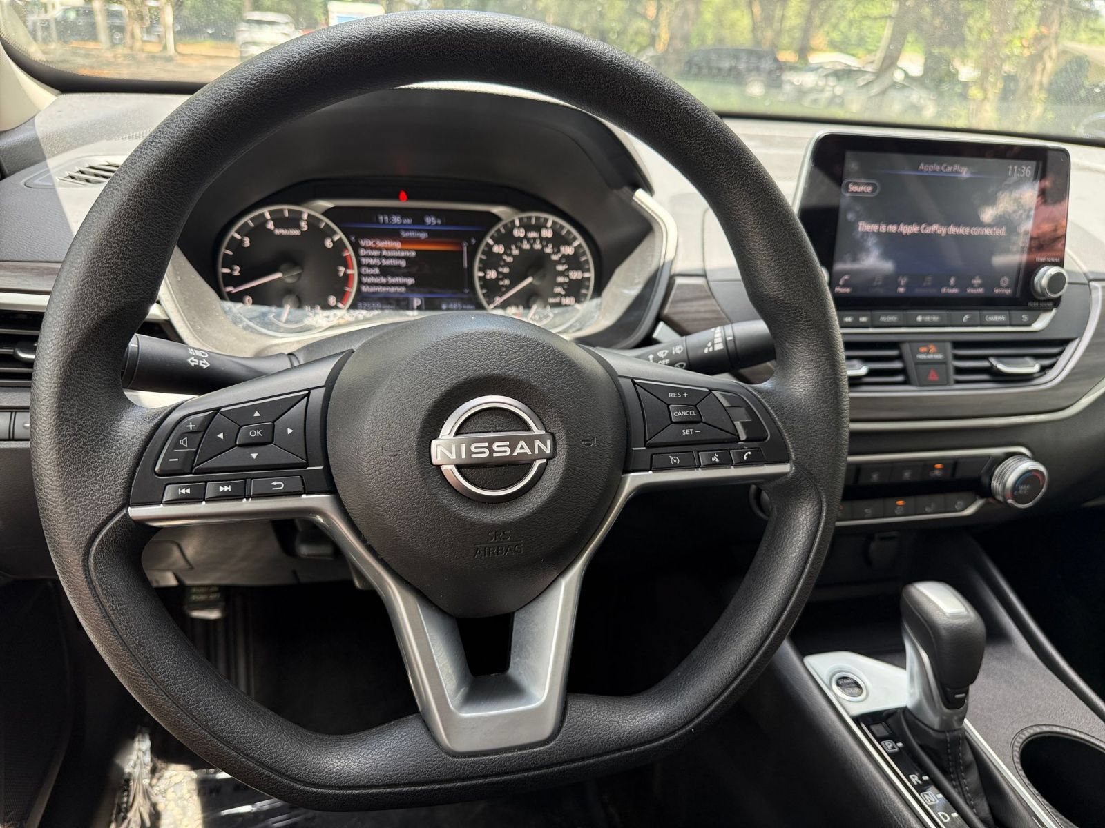 Used 2025 Nissan Altima 2.5 SV FWD image 24