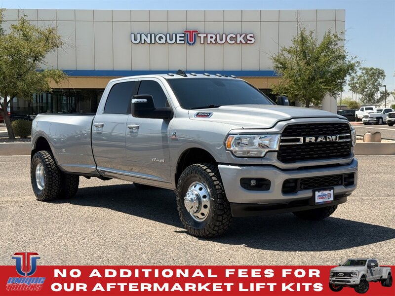 Used 2024 RAM 3500 Lone Star w/ Sport Appearance Package AWD/4WD image 5