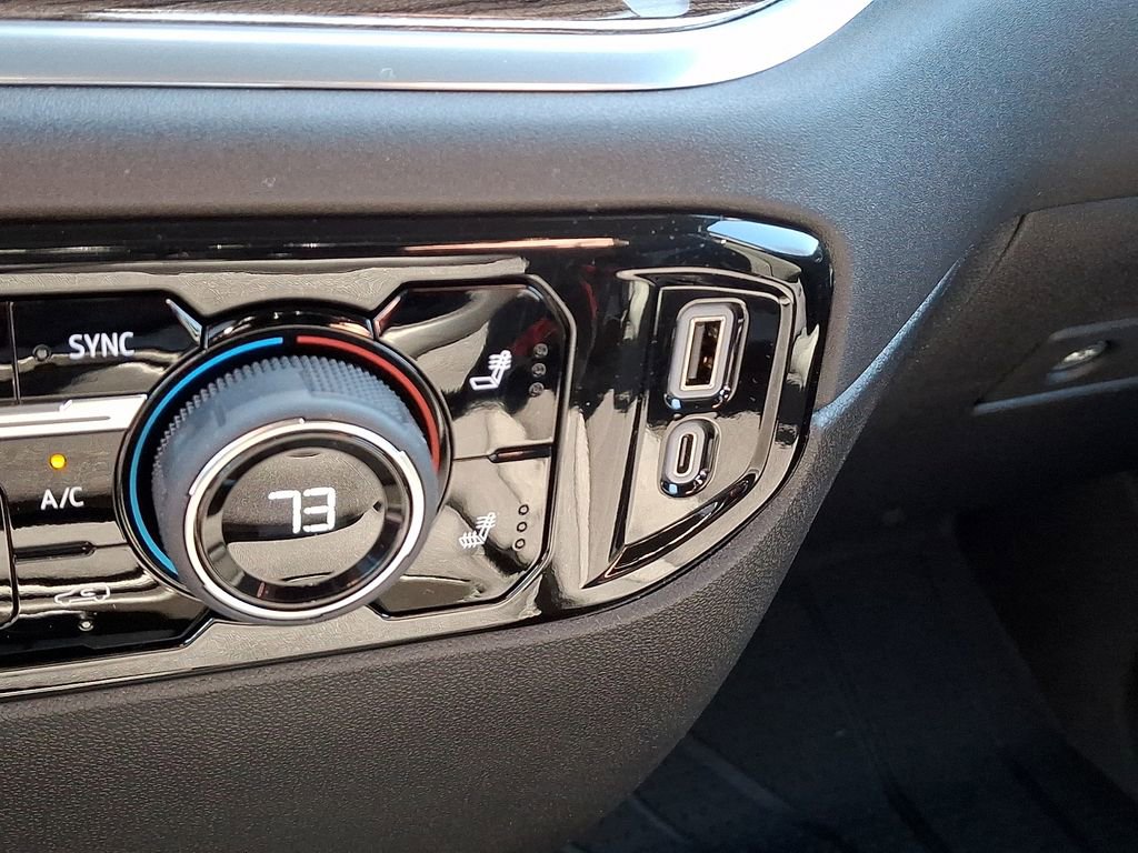 New 2026 Chevrolet Silverado 1500 RST w/ RST Select Package AWD/4WD image 16