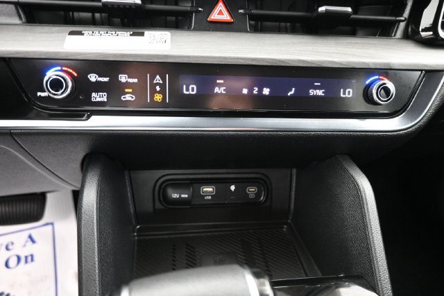 Used 2023 Kia Sportage X-Line w/ X-Line Premium Package AWD/4WD image 19