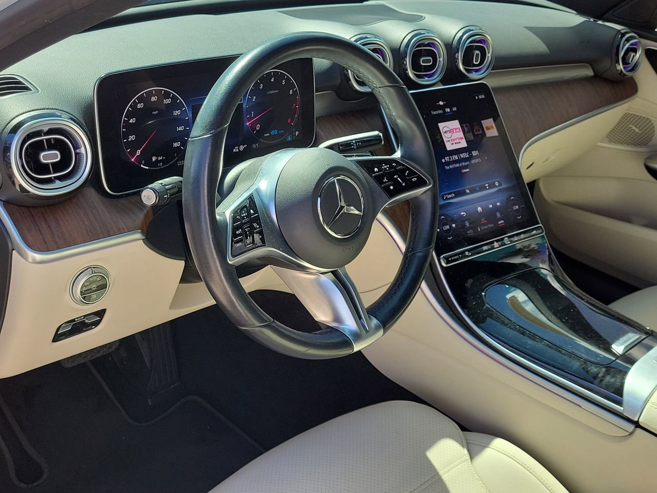 Certified 2022 Mercedes-Benz C 300 4MATIC Sedan image 18