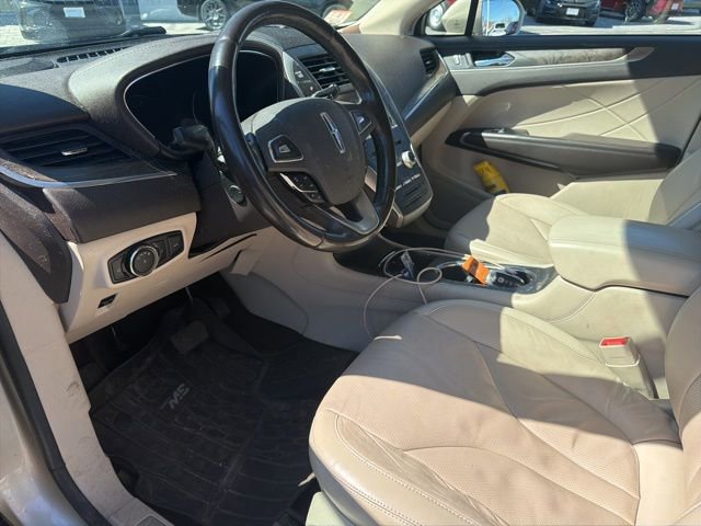 Used 2017 Lincoln MKC Reserve w/ Lincoln MKC Climate Package image 3
