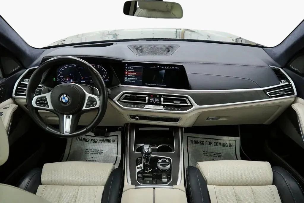 Used 2022 BMW X7 M50i image 23