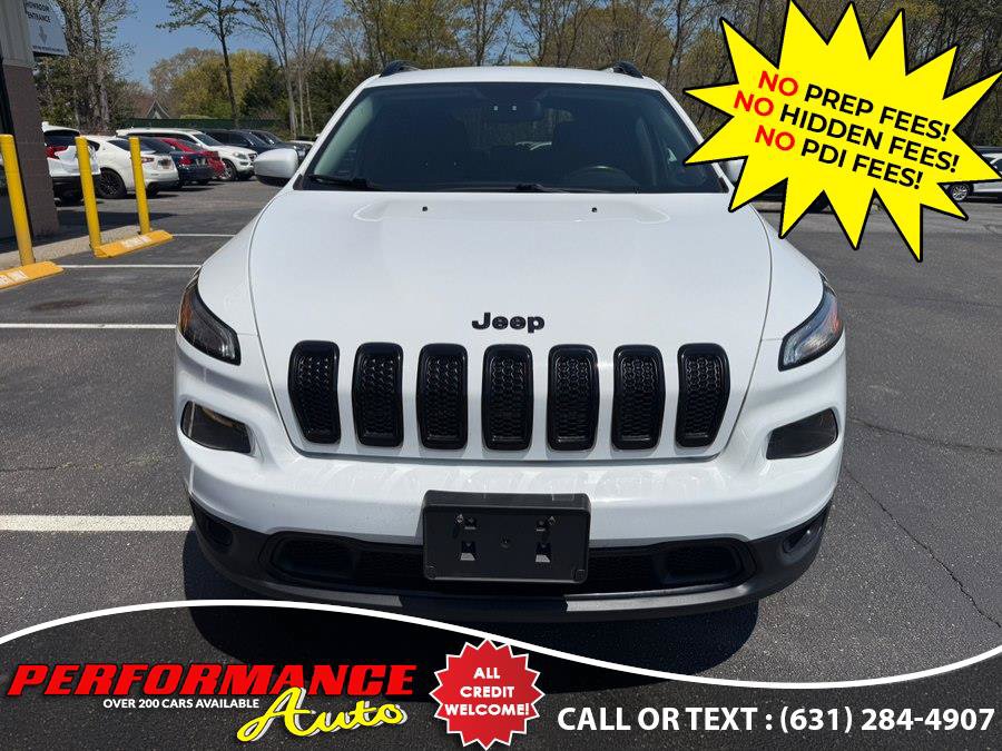 Used 2018 Jeep Cherokee Latitude w/ Altitude Package AWD/4WD image 15