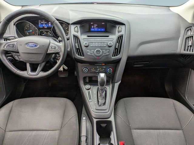 Used 2015 Ford Focus SE w/ SE Sport Package FWD image 15