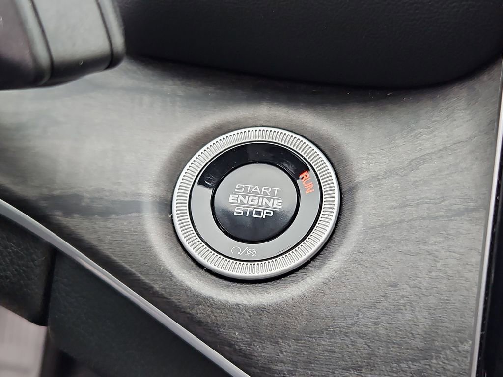 Used 2024 Jeep Grand Cherokee Limited 4xe image 16