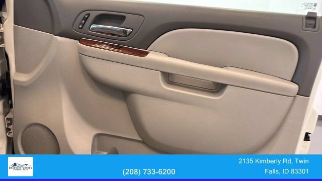 Used 2014 Chevrolet Suburban LTZ AWD/4WD image 38