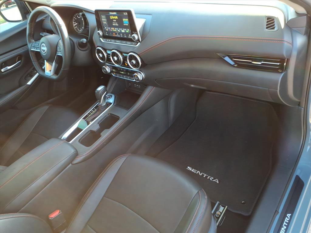Used 2024 Nissan Sentra SR w/ SR Premium Package image 18