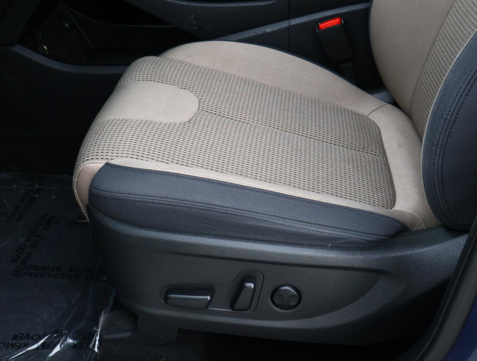 Used 2023 Hyundai Santa Fe SEL w/ Cargo Package image 13