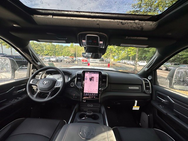 New 2026 RAM 2500 Laramie AWD/4WD image 2