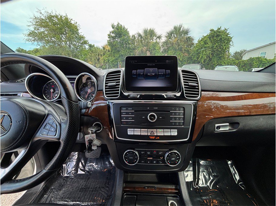 Used 2018 Mercedes-Benz GLS 450 4MATIC image 11