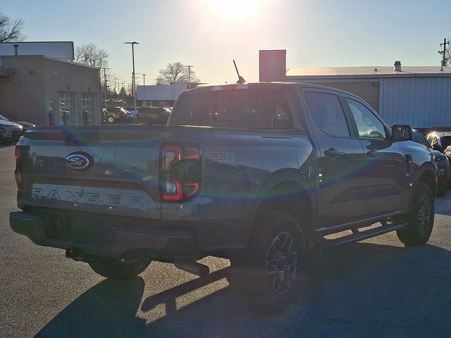 Used 2025 Ford Ranger XLT w/ FX4 Off-Road Package image 4