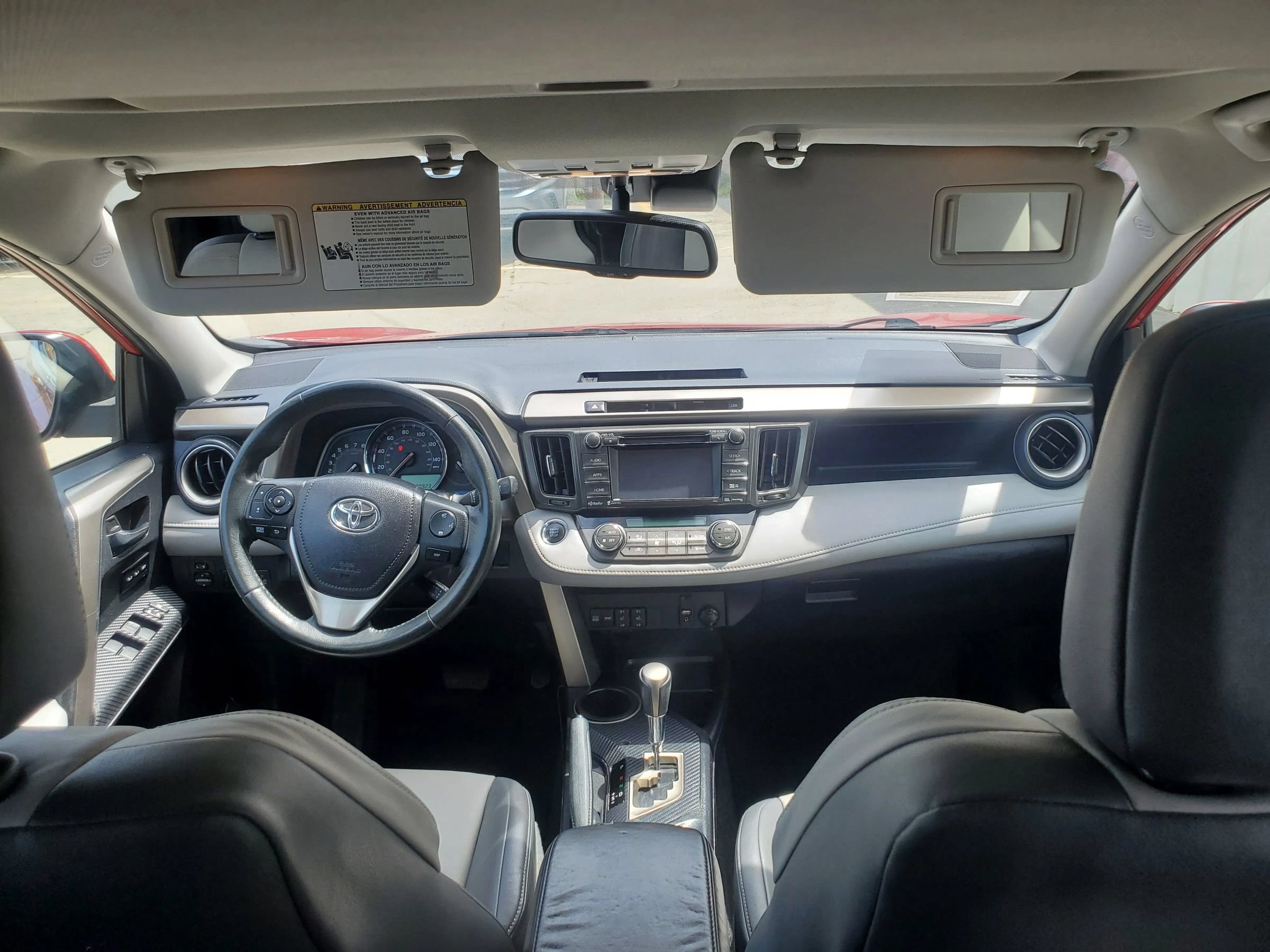 Used 2015 Toyota RAV4 Limited w/ Technology Package FWD image 36