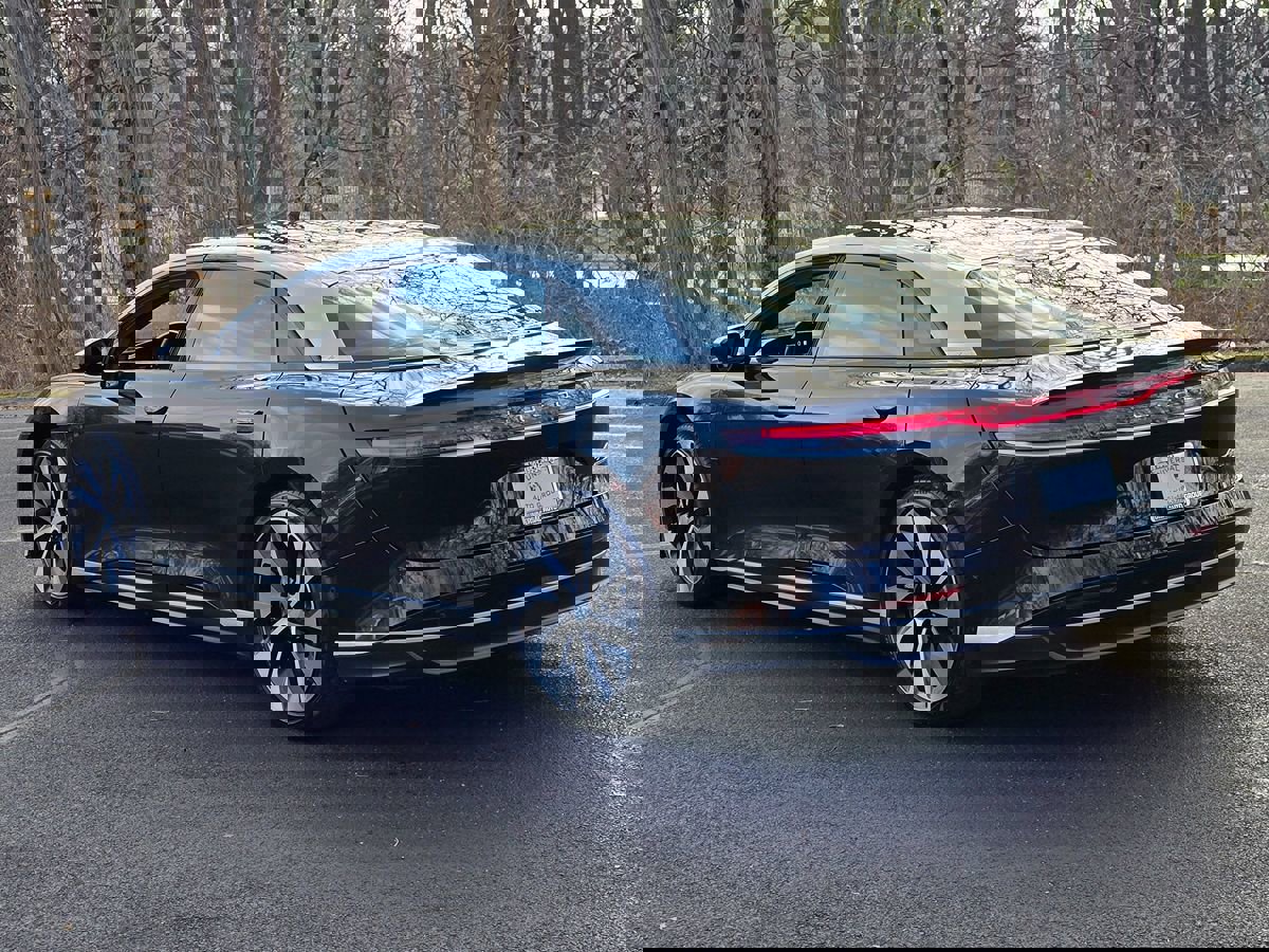 Used 2022 Lucid Air Grand Touring image 4