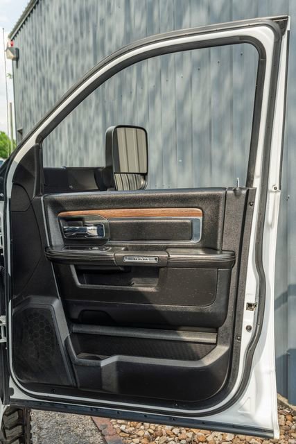 Used 2018 RAM 2500 Laramie w/ Sport Appearance Group AWD/4WD image 44
