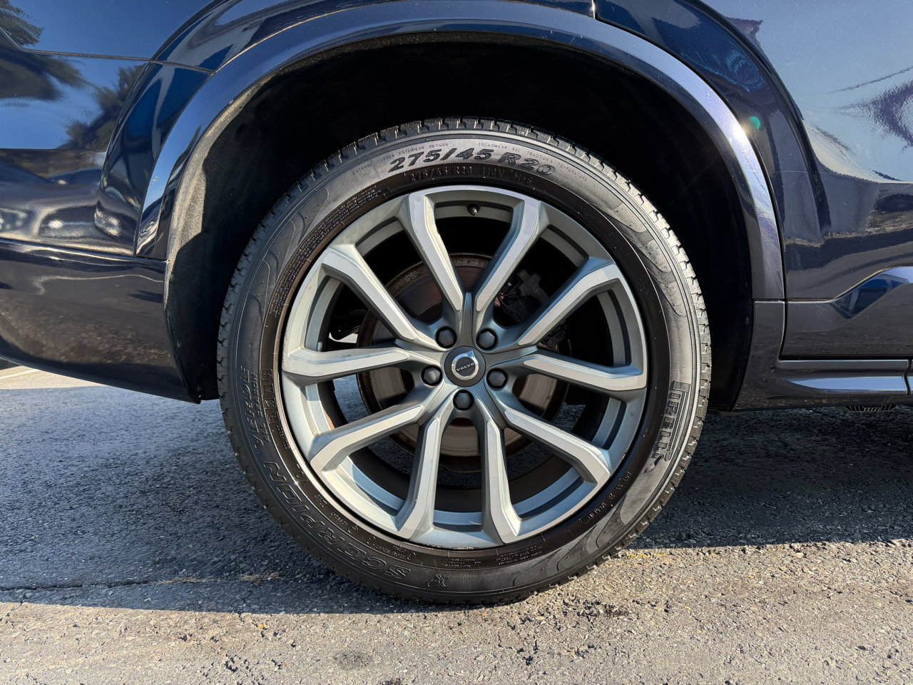 Used 2019 Volvo XC90 T6 Momentum w/ Protection Package Premier image 31