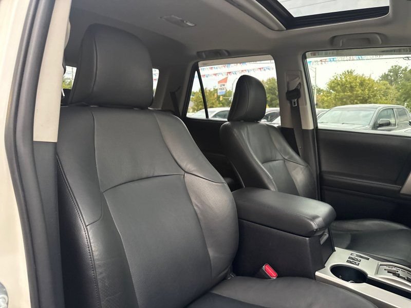 Used 2011 Toyota 4Runner Limited AWD/4WD image 18