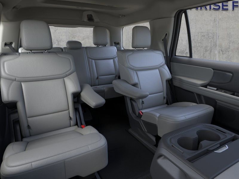 New 2026 Ford Expedition Active image 11