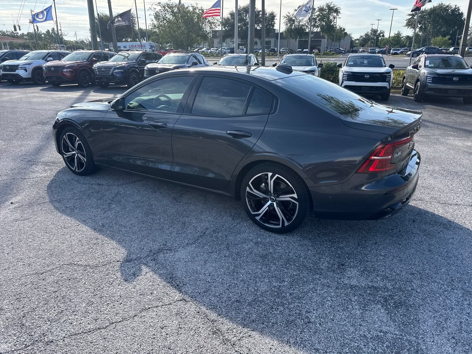 Used 2024 Volvo S60 B5 Plus w/ Protection Package Premier AWD/4WD image 19