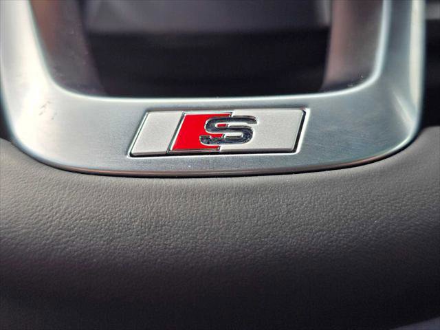 New 2025 Audi SQ5 Prestige image 31