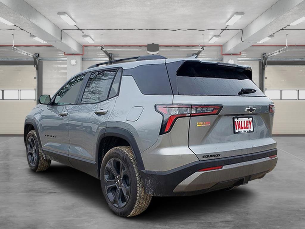 New 2026 Chevrolet Equinox LT w/ Midnight Edition image 5