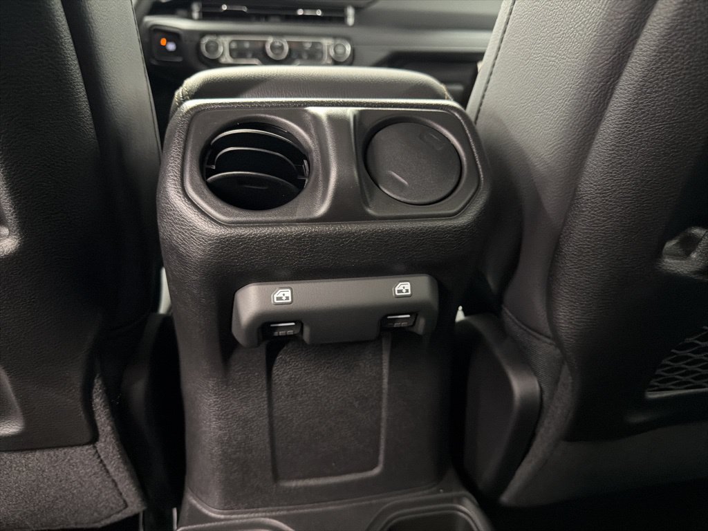 New 2026 Jeep Gladiator Sport AWD/4WD image 11