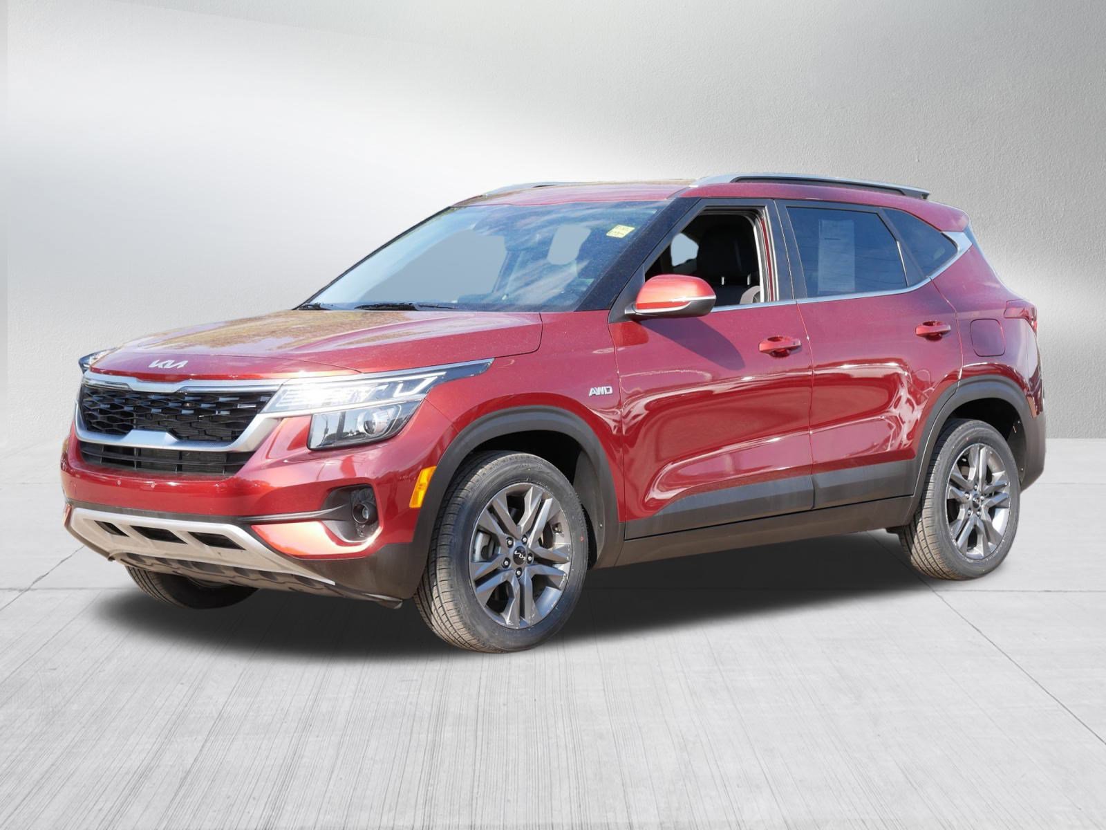 Certified 2023 Kia Seltos S w/ Navigation Package image 3