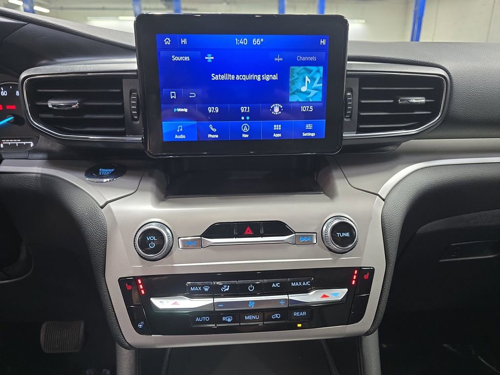 Used 2023 Ford Explorer XLT w/ Equipment Group 202A image 23
