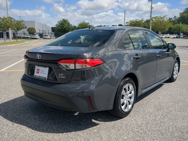 Certified 2025 Toyota Corolla LE FWD image 4