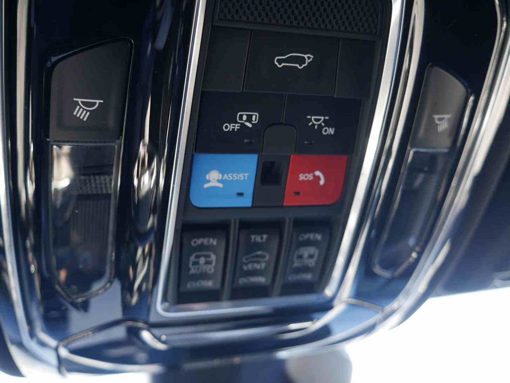 Used 2023 Jeep Grand Cherokee Summit w/ Adv Protech Group IV image 35