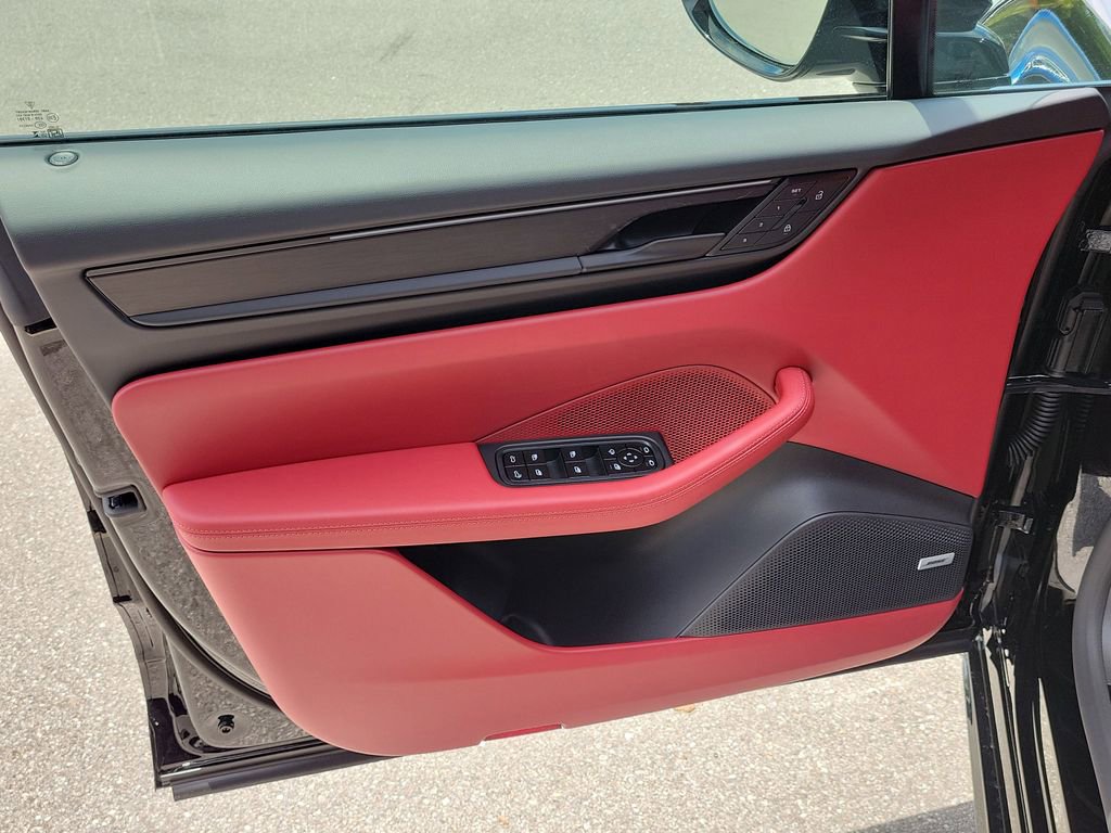 New 2026 Porsche Macan GTS Electric image 24