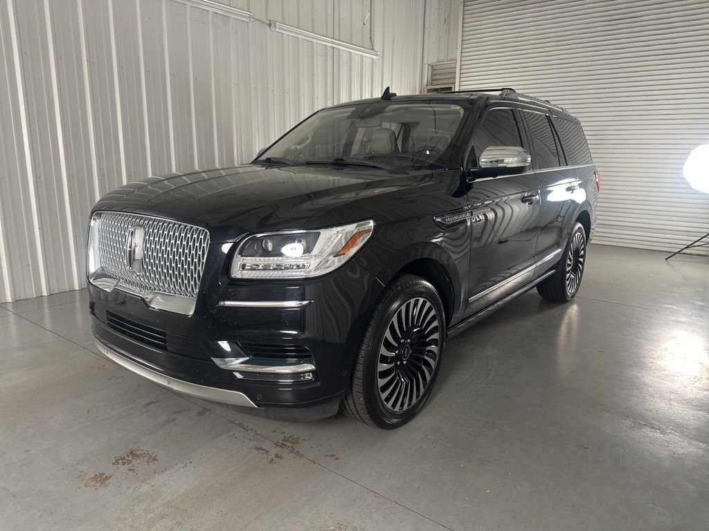 Used 2020 Lincoln Navigator Black Label w/ Cargo Convenience Package image 1