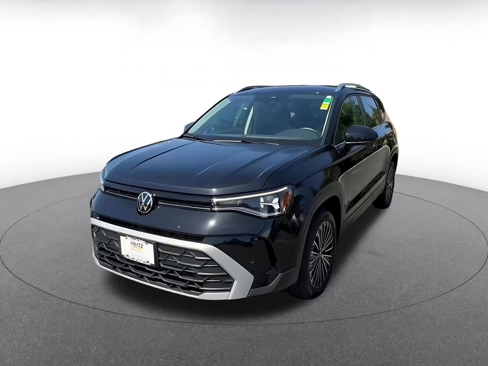 Used 2026 Volkswagen Taos SE FWD image 6