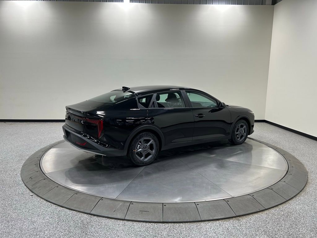 New 2026 Kia K4 FWD image 6