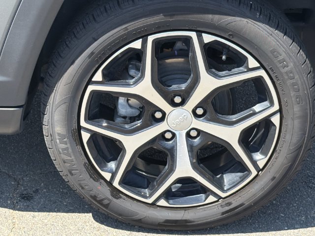 Used 2024 Jeep Compass Limited AWD/4WD image 17