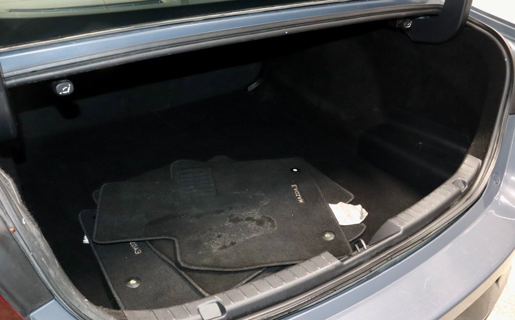 Used 2024 MAZDA MAZDA3 s image 14